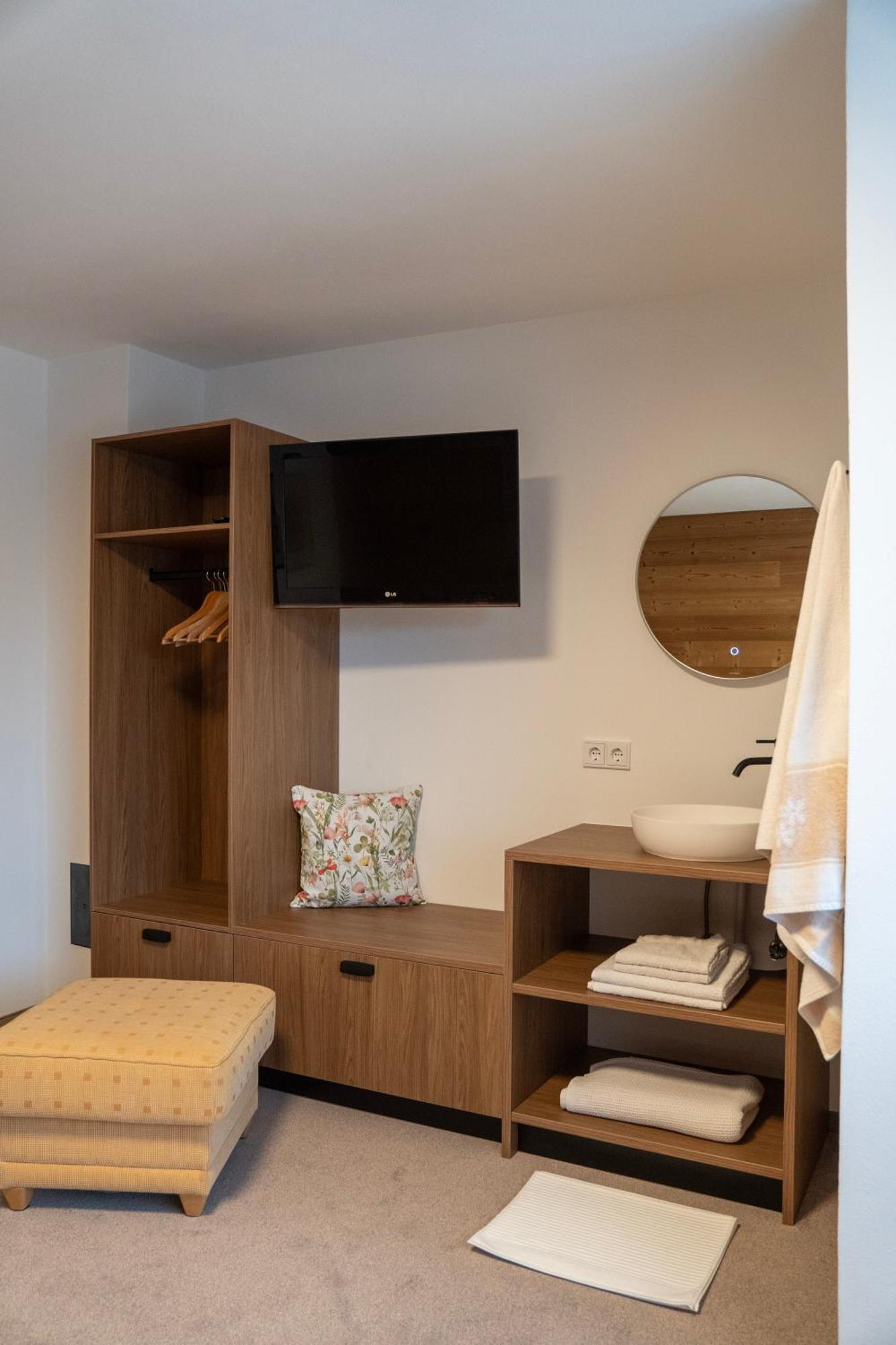 Berghaus Schafer Hotel ฟาสชินา ภายนอก รูปภาพ