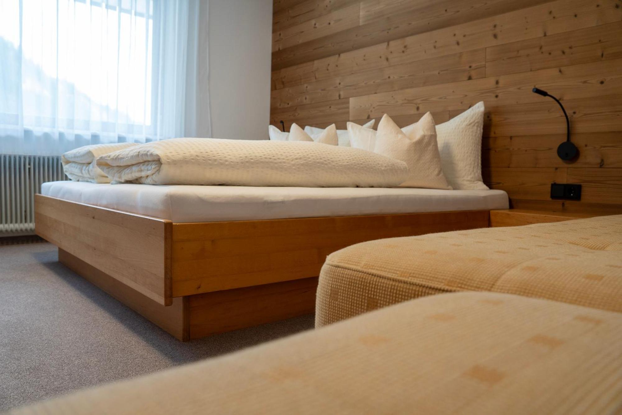 Berghaus Schafer Hotel ฟาสชินา ภายนอก รูปภาพ